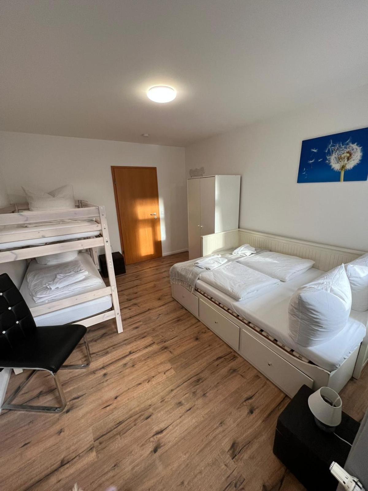 Apartment Bernstein Ruhig, Familienfreundlich Mit Garten Росток Екстер'єр фото