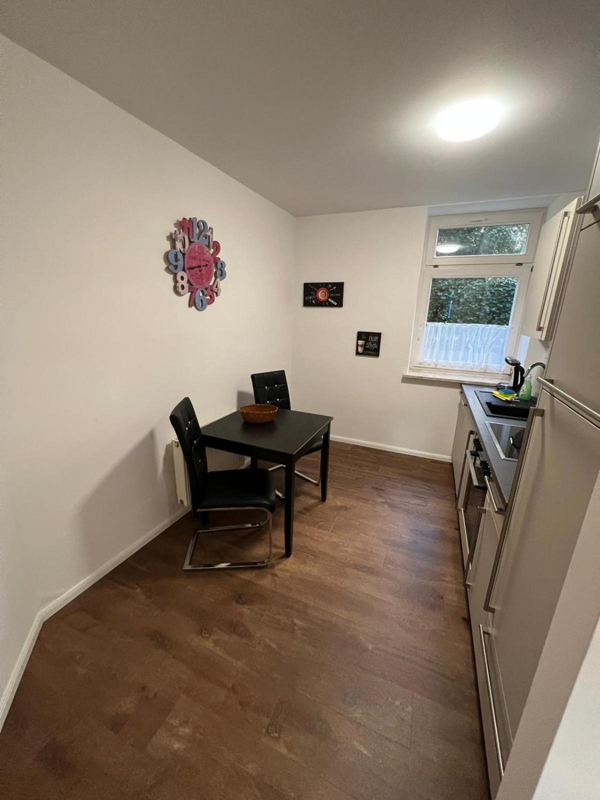 Apartment Bernstein Ruhig, Familienfreundlich Mit Garten Росток Екстер'єр фото